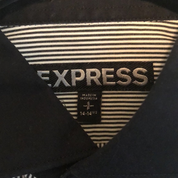 Men’s Express Button Down - Picture 3 of 5